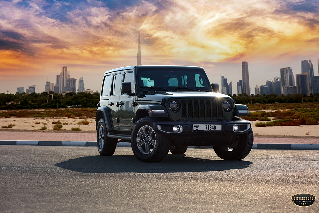 Mercedes-Benz E 300 - SUV rental Dubai