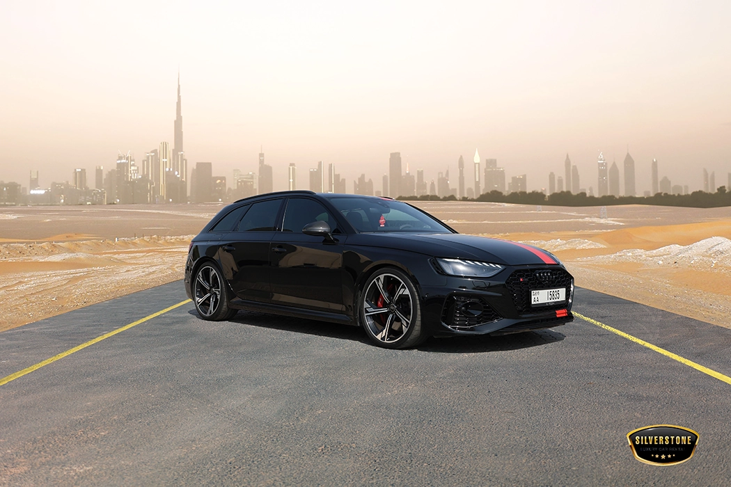 Rent Audi RS4 Performance in Dubai - Luxury Car Rental Dubai