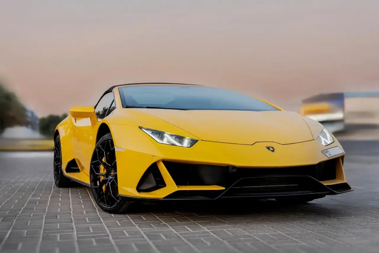 Lamborghini Huracan Evo Spyder
 - Image 4