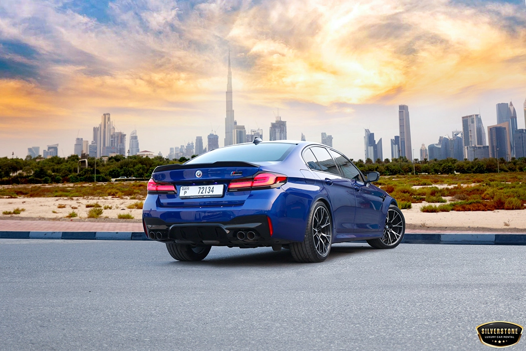 BMW M5 - Image 3