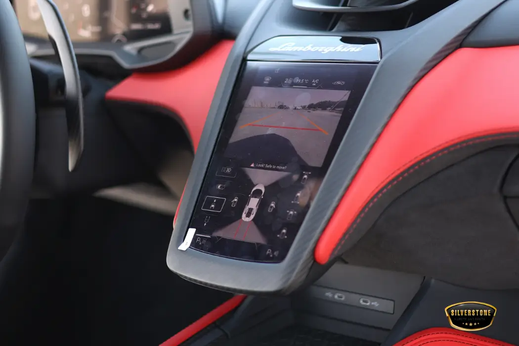 Lamborghini Huracan STO - Image 4