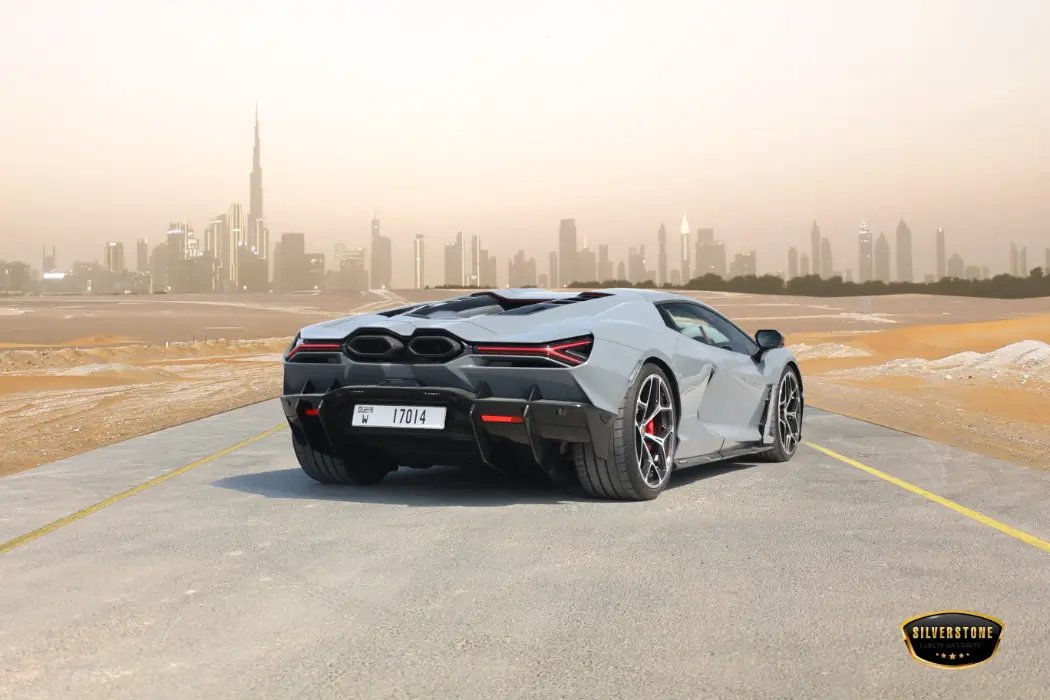 Lamborghini Huracan STO - Image 10