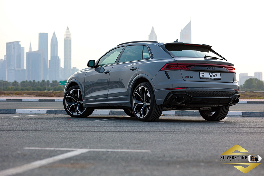 Audi Q8 - Image 6