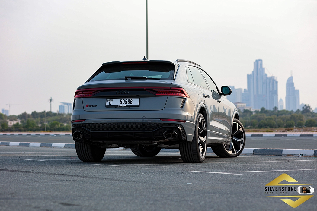 Audi Q8 - Image 9