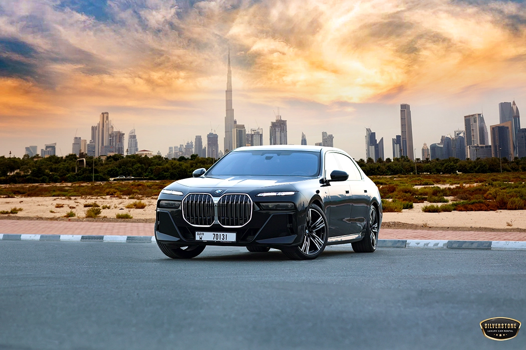 BMW 7 Series - Image 4