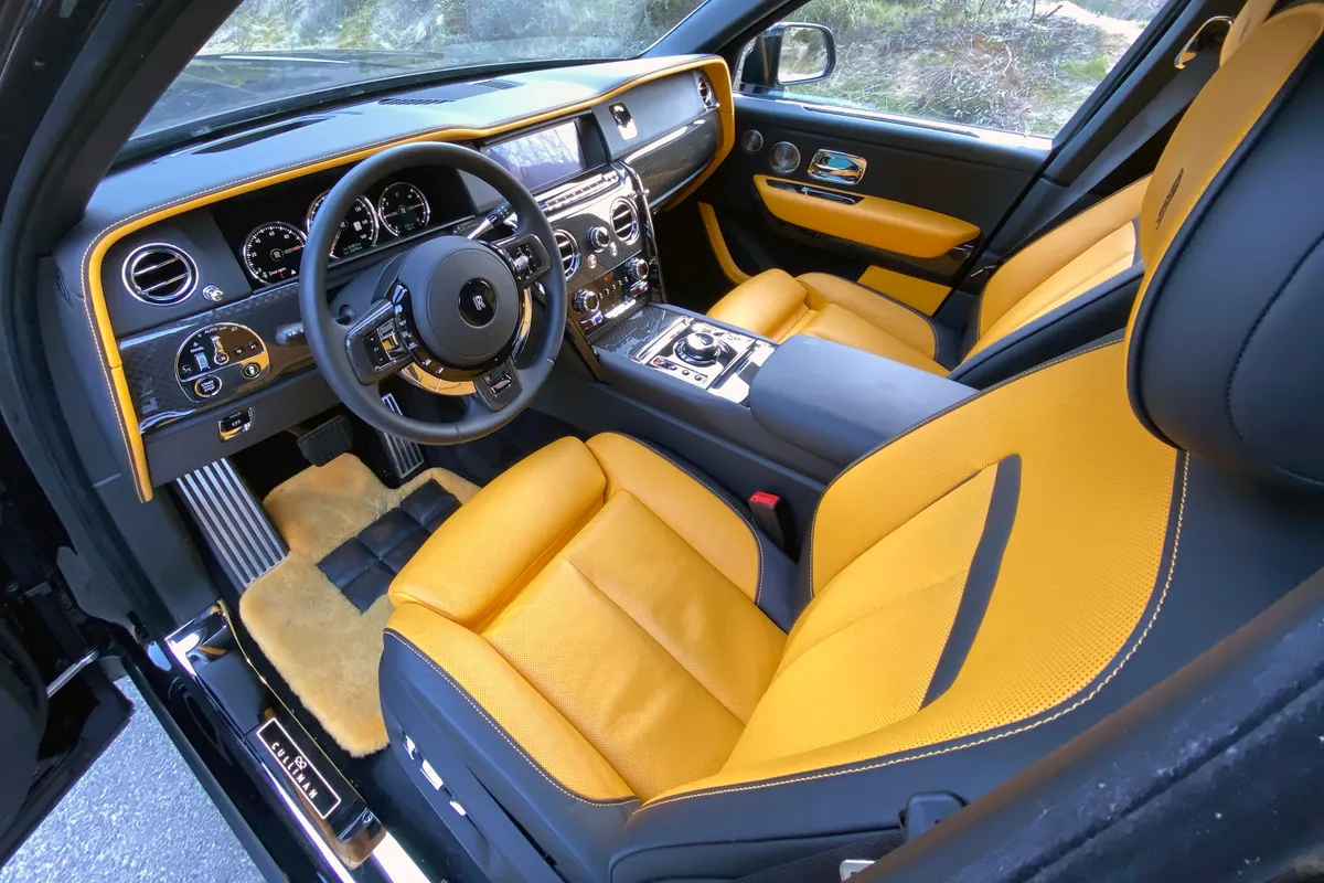 Rolls Royce Cullinan - Image 2